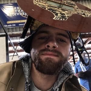 Meet your Posher, Thomas